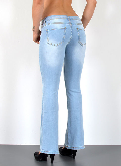 Hellblaue Flared Jeans Bootcut Hose mit Rissen